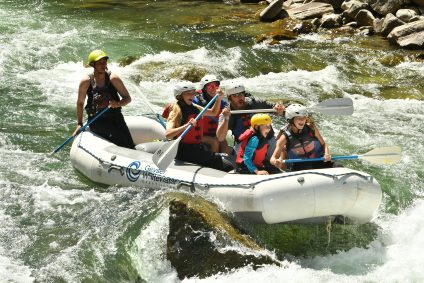 Geyser Whitewater Expeditions Raft